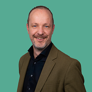 Portretfoto van Serge Nederpel