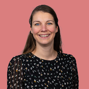 Portretfoto van Tara McLoughlin Wijnbedrijfsadviseur Noord-West Nederland bij DGS/Delta Wines